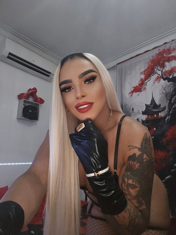 REAL ESPERTA PRINCIPIANTES  JUGUETES I VICIOS SEXUALES POPPERS RICA FIESTA