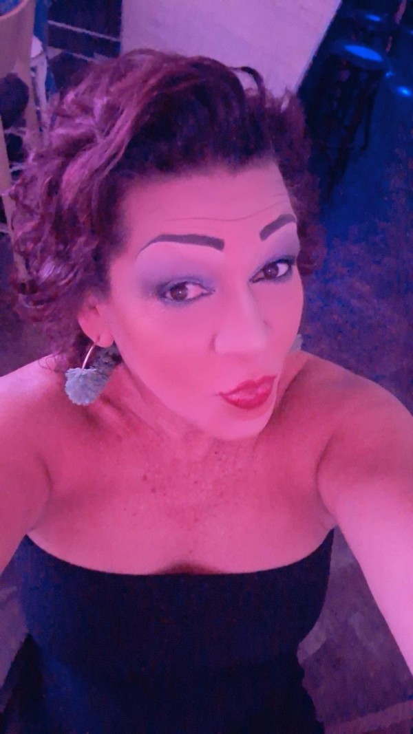 julia trans
