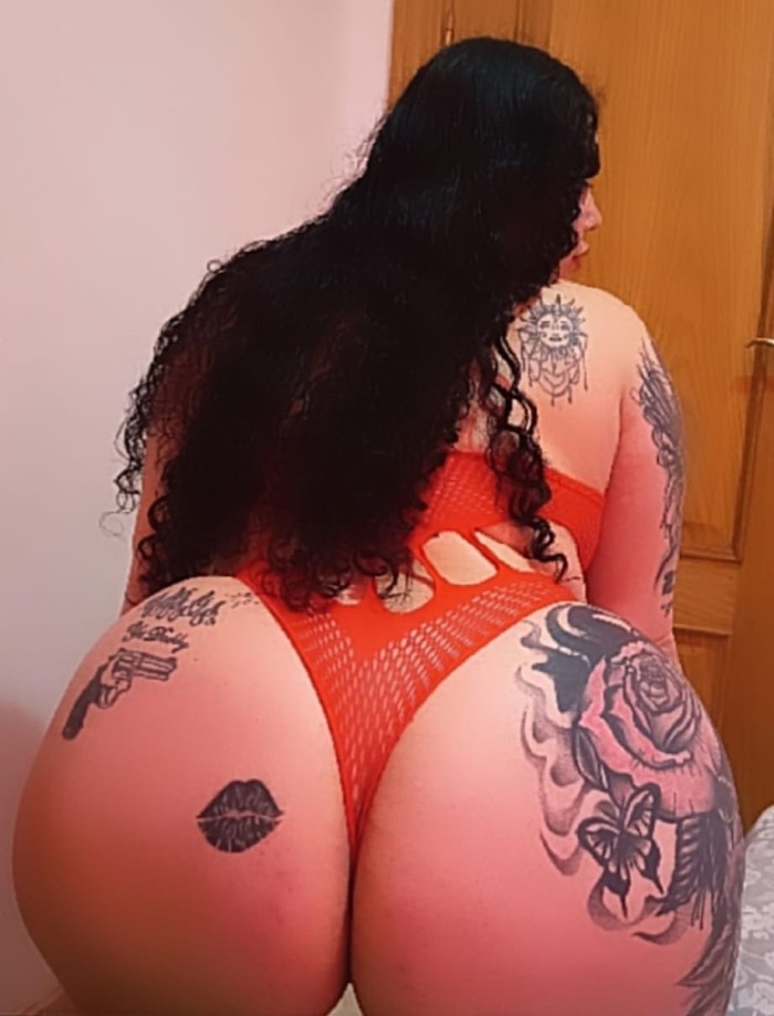SUPER NOVEDAD! LUCY FOGOSA MORBOSA DISCRETA FIESTERA 24H EN LA Seu d’Urgell