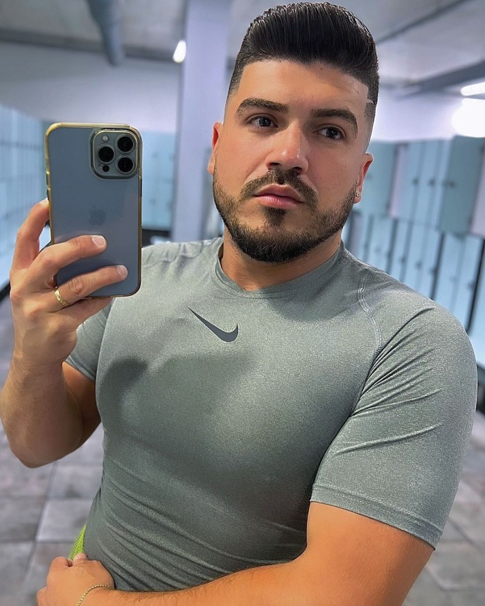 NOVEDAD SEBASTIAN EN NERVION! MACHOTE MORBOSO LECHERO Y FIESTERO