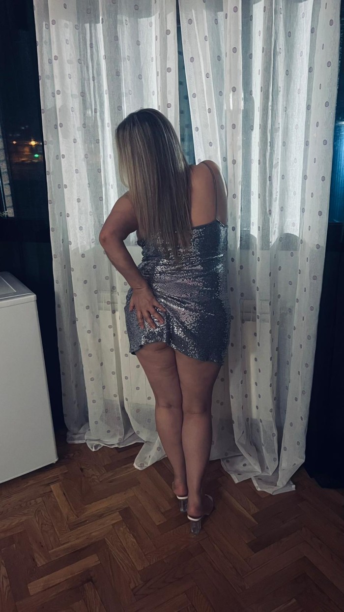 MADURITA COLOMBIANA GUAPISIMA 45 AÑOS REGRESO 24H