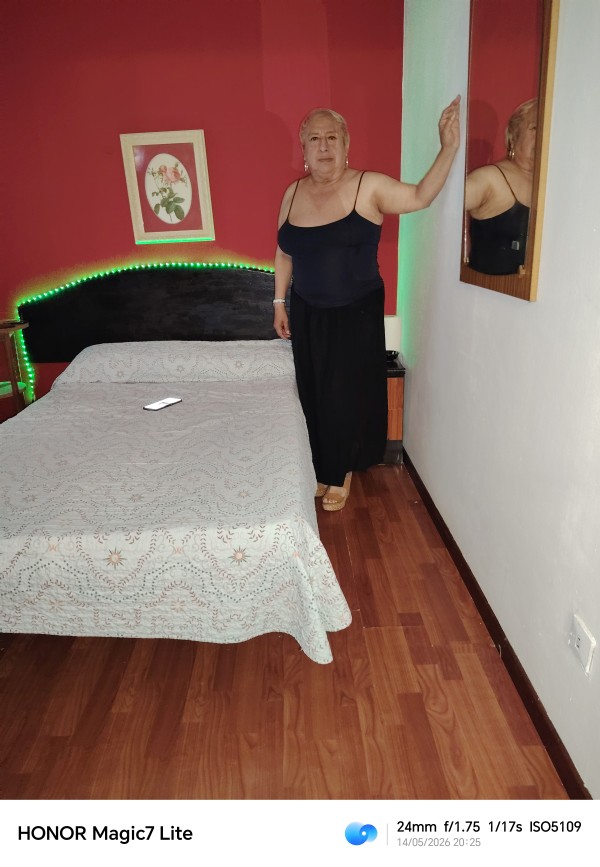 2 Abuelitas  cachonda María  69 rubí 63 jubiladass