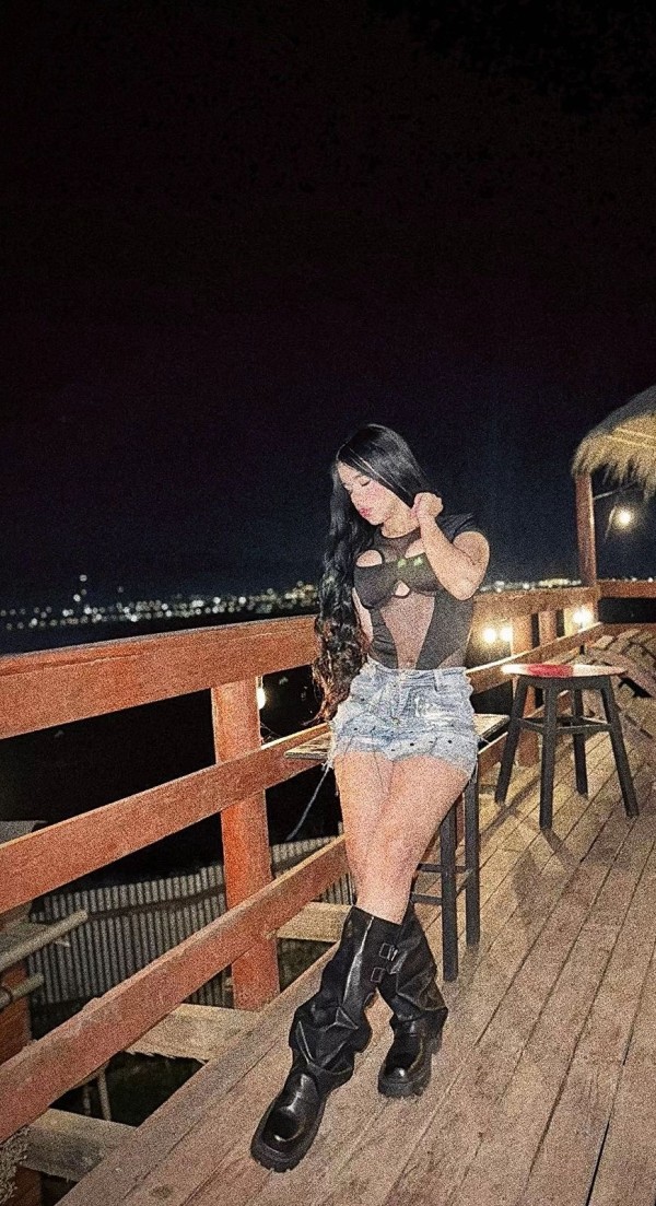VENEZOLANA FIESTERA A TOPE NUEVA EN AVILES 24H