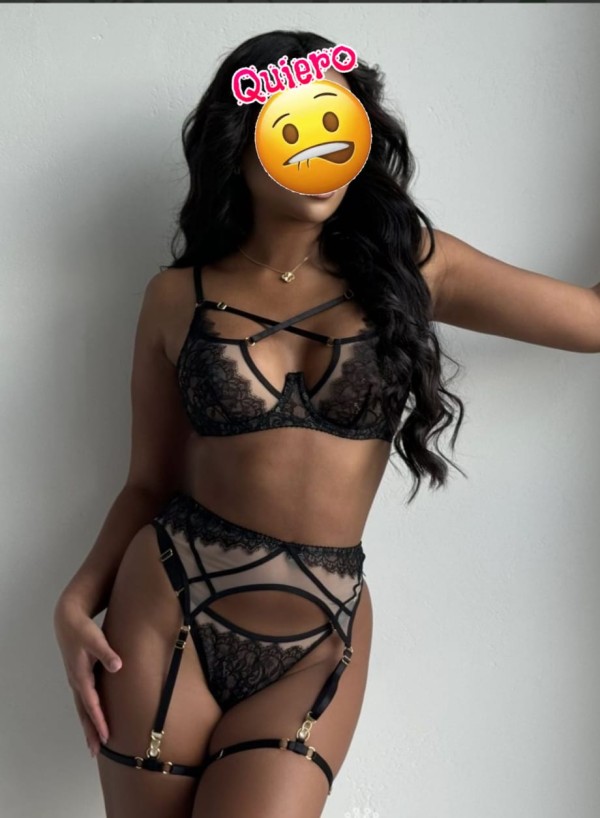MORENA FIESTERA, CAÑERA Y MUY COMPLETA!!