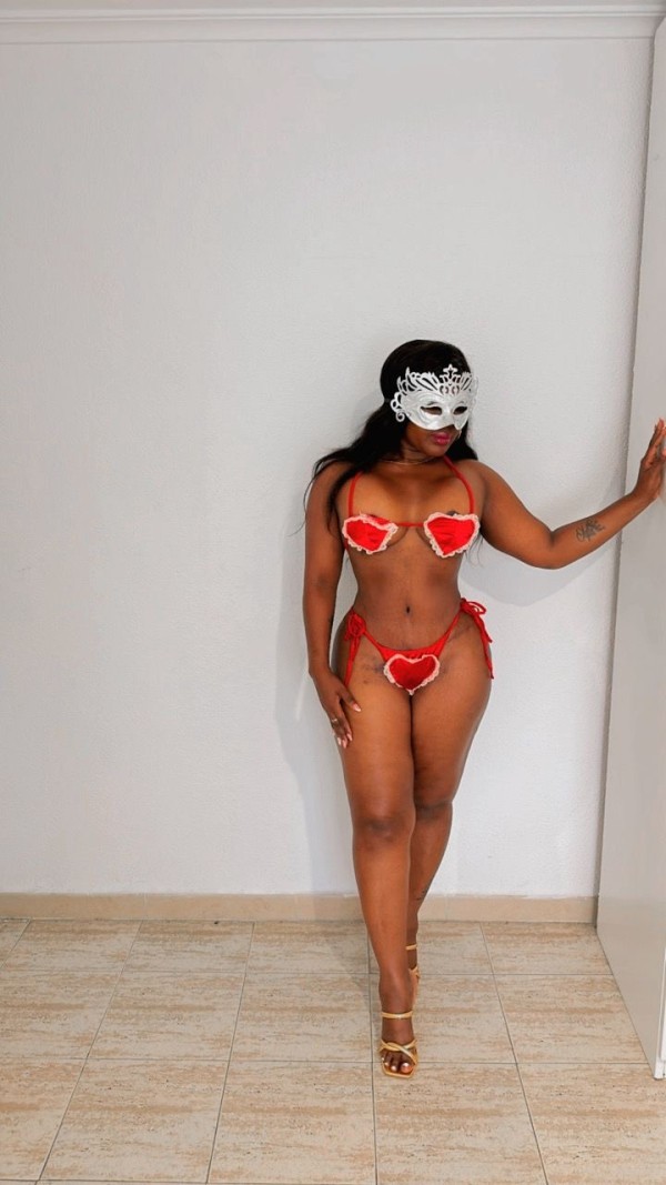 EN CASTALLA TODO UN ESPECTÁCULO MORENA SIMPATICA