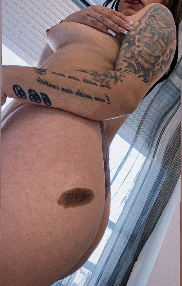 LATINA SEDUCTORA Y BUENÍSIMA AMANTE