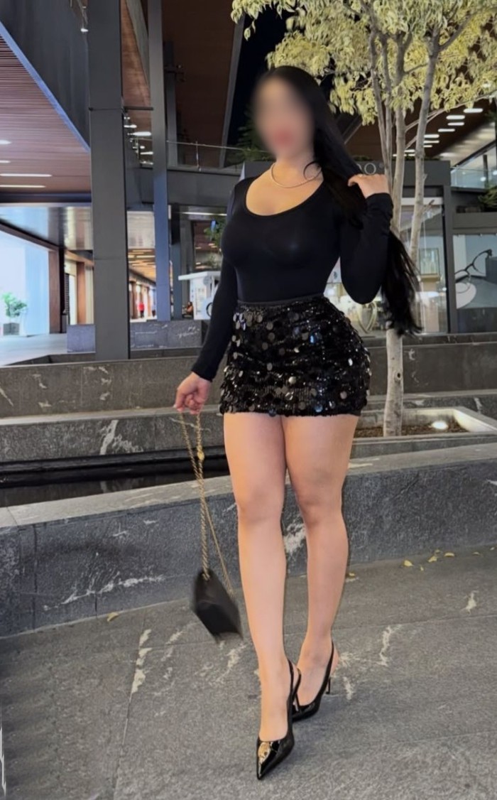 ZUKI NOVEDAD ENCANTADORA GUAPISIMA DE LUJO