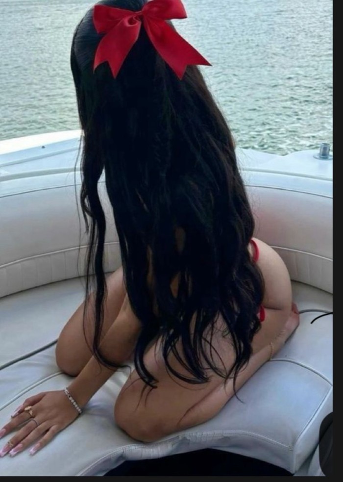 ZUKI NOVEDAD ENCANTADORA GUAPISIMA DE LUJO