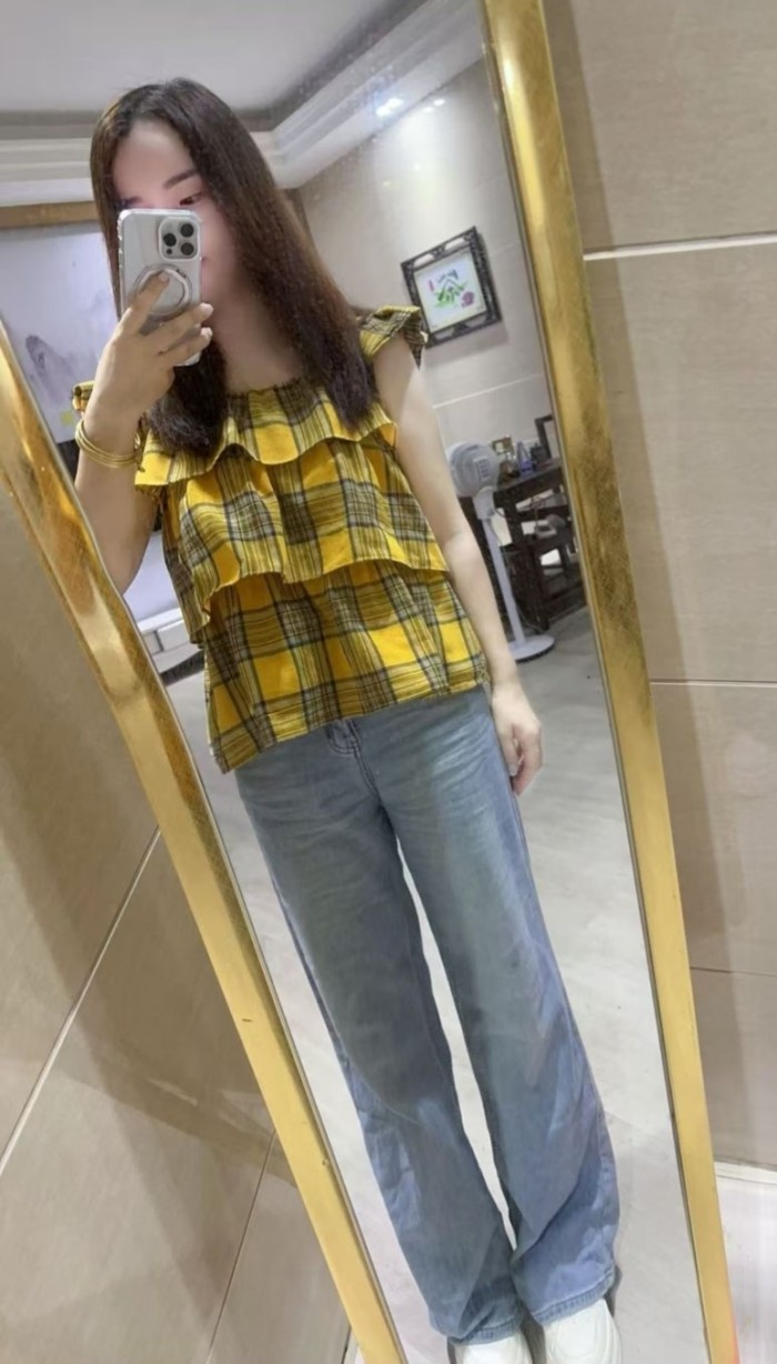 YI YI JOVEN ORIENTAL 23 AÑITOS NUEVA EN EL SECTOR MUY GUAPA TAMBIÉN SALIDAS