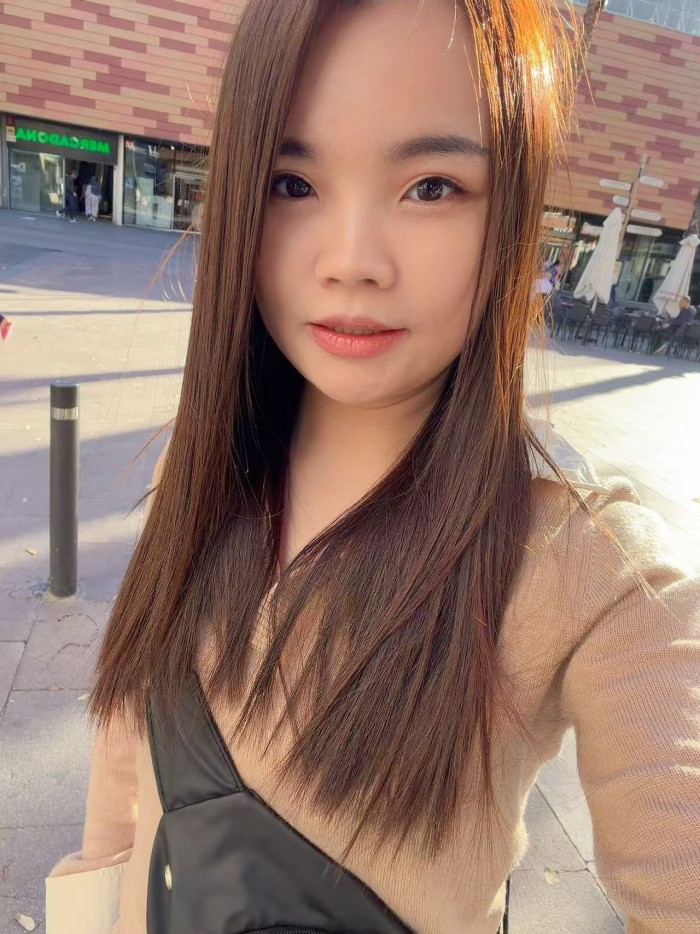 YI YI JOVEN ORIENTAL 23 AÑITOS NUEVA EN EL SECTOR MUY GUAPA TAMBIÉN SALIDAS