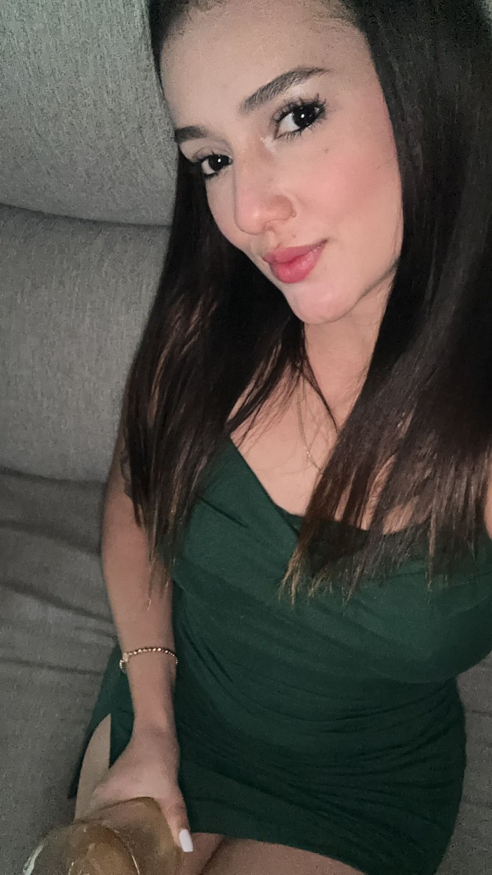 CALIENTE, ATREVIDA Y TOTALMENTE IRRESISTIBLE, 677918204