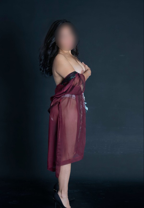 NOVEDAD NOA EN PONFERRADA! FOGOSA FIESTERA COMPLETITA E INFEPENDIENTE