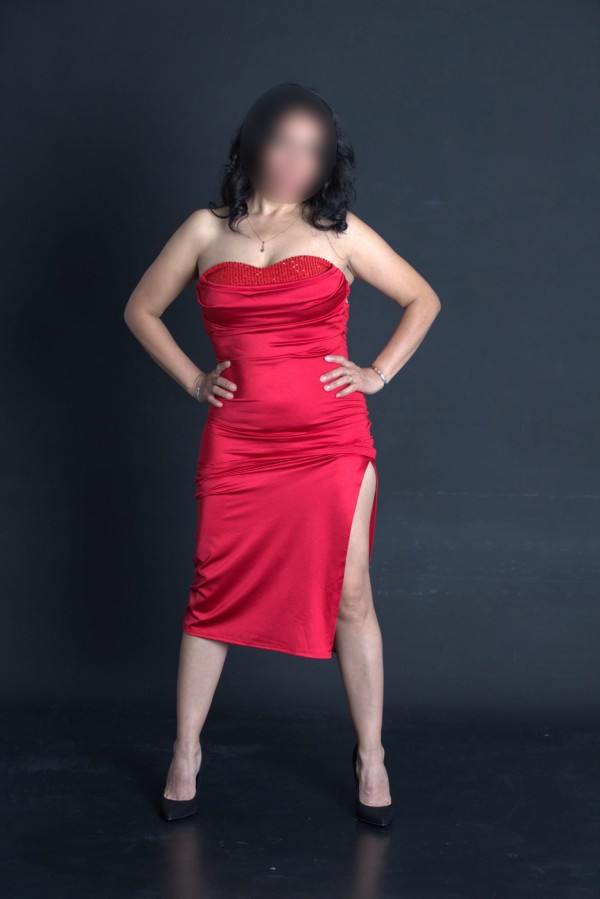 NOVEDAD NOA EN PONFERRADA! FOGOSA FIESTERA COMPLETITA E INFEPENDIENTE
