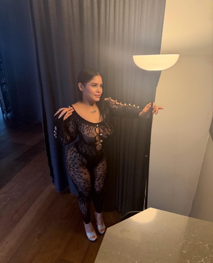 CAMILA ATREVIDA SENSUAL EN LAS AMERICAS TENERI