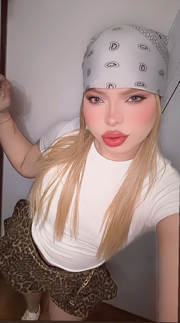 SEXY Y APASIONADA MUÑEKITA TRANS, 604100219