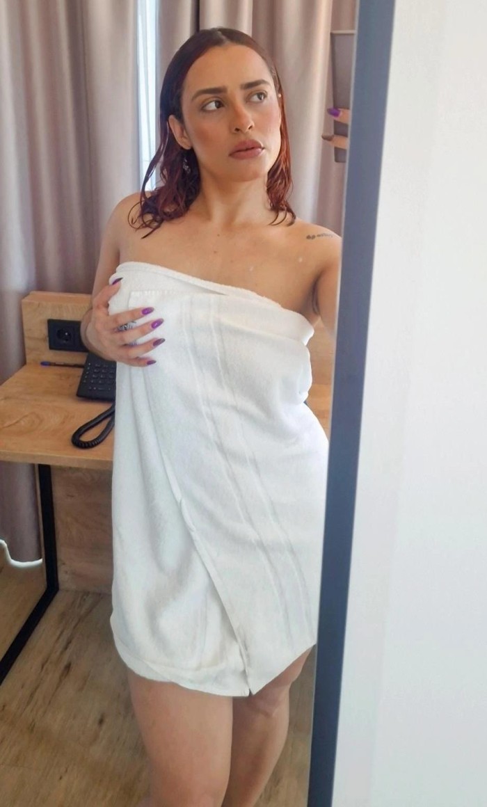 CACHONDA LUJURIOSA ATREVIDA SENSUAL IMPLICADA