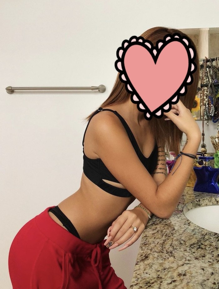 Novedad Colombiana juguetona en los cristianos