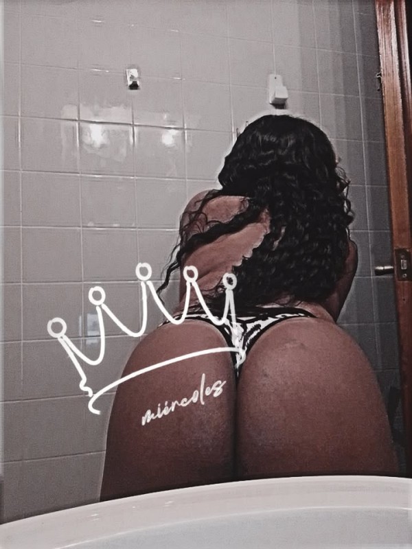 Karolay belleza Colombiana
