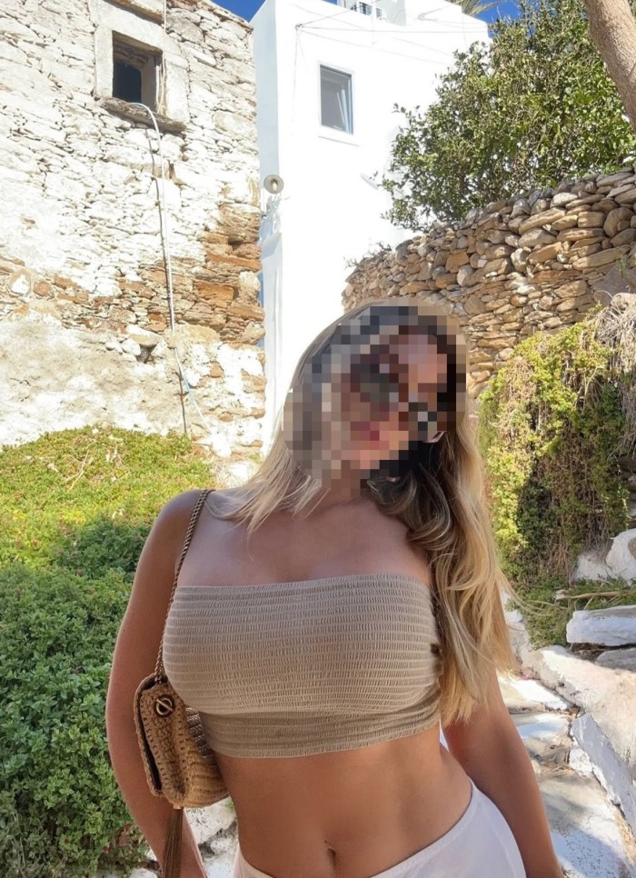 LATINA DE RICOS PECHOS RECIÉN LLEGADA TORREMOLINOS