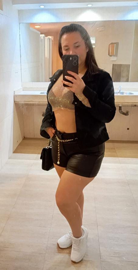 JOVENCITA PARAGUAYA YOGURINA GUAPISIMA NOVEDAD 24H