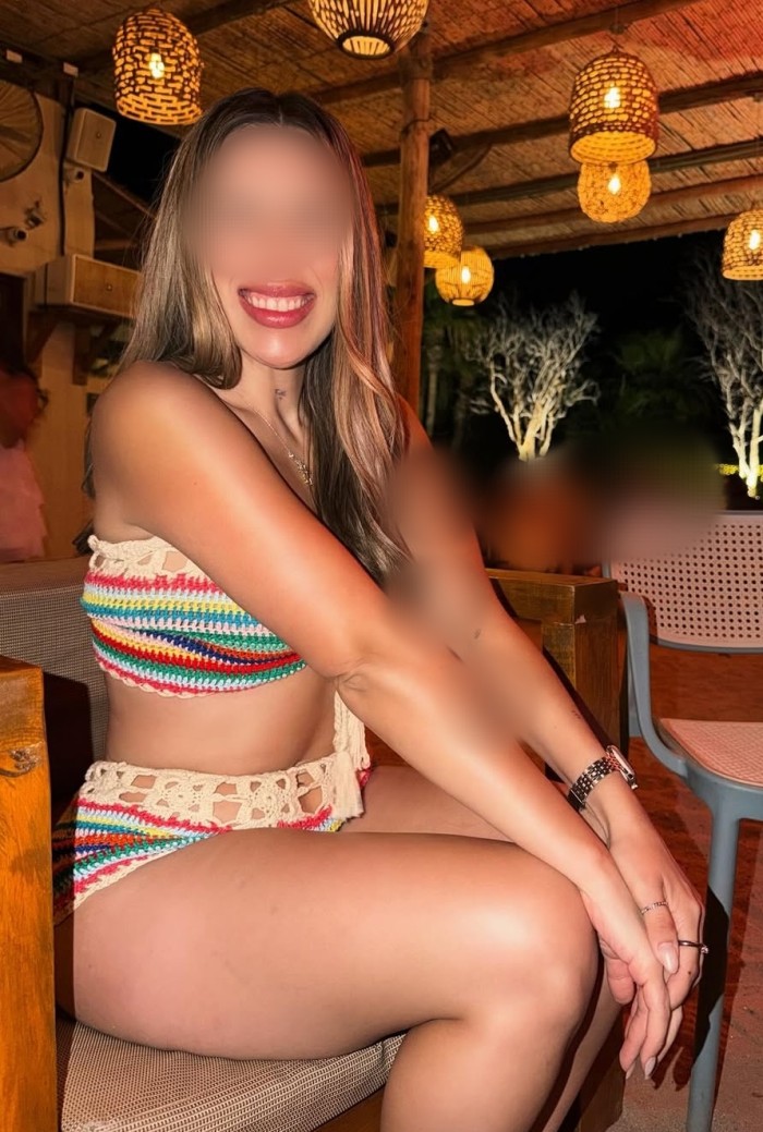 Rubia sexy muy cachonda