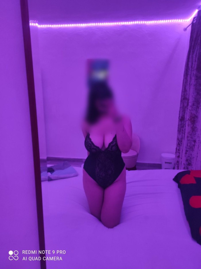 MAMADAS AL ESTILO PORNO PROFUNDO ENSALIVADO EXTREM