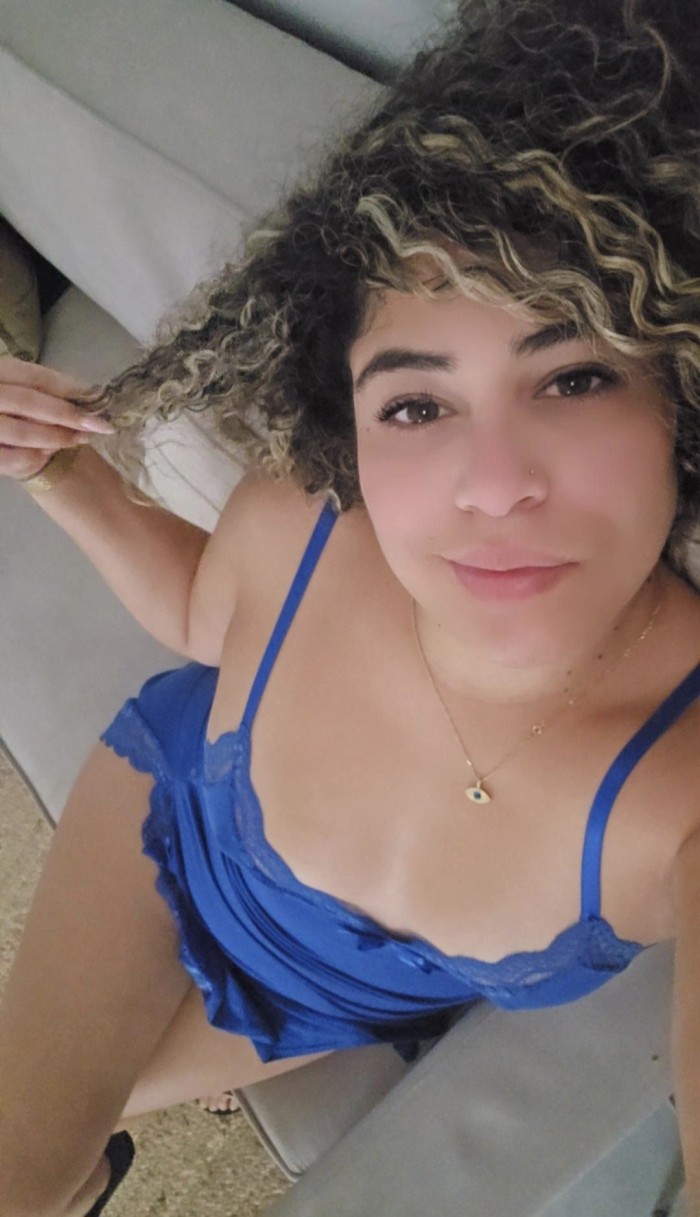 Super cachonda y enrollada