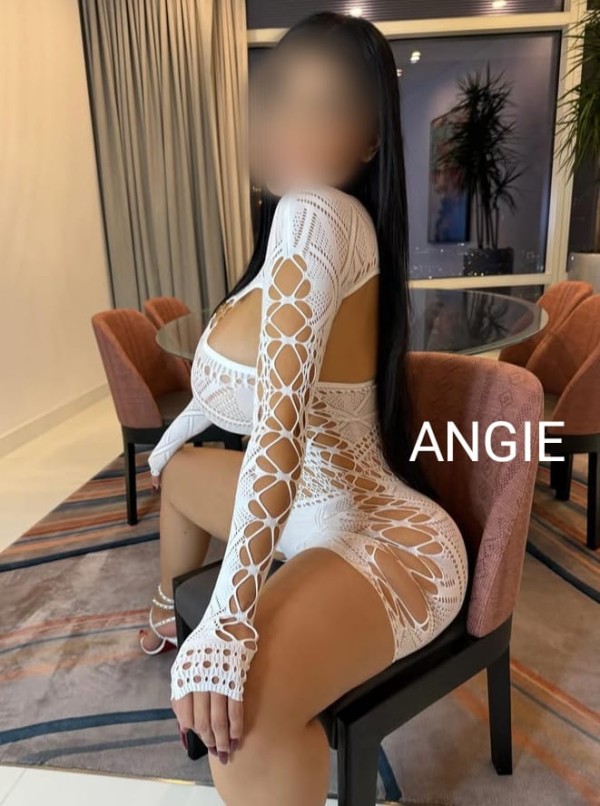 ANGIE RECIEN LLEGADA 24H EXUBERANTE MORENAZA