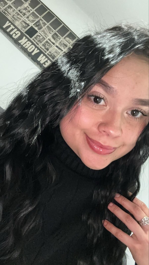 LAURA LA TENTACIÓN MÁS PELIGROSA 603635401