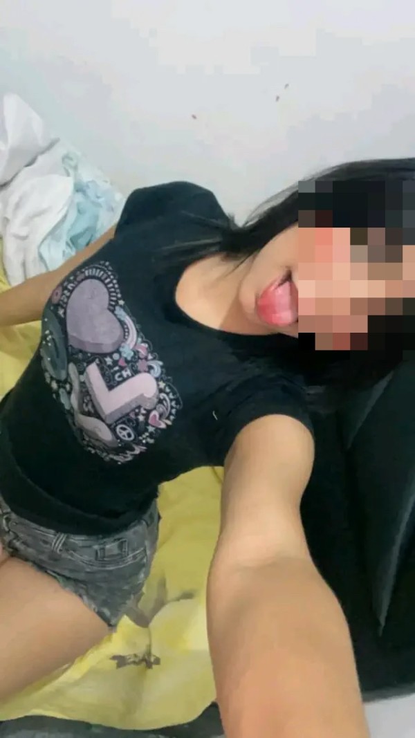 3 AMIGAS JUNTAS EN VILLARROBLEDO 24H