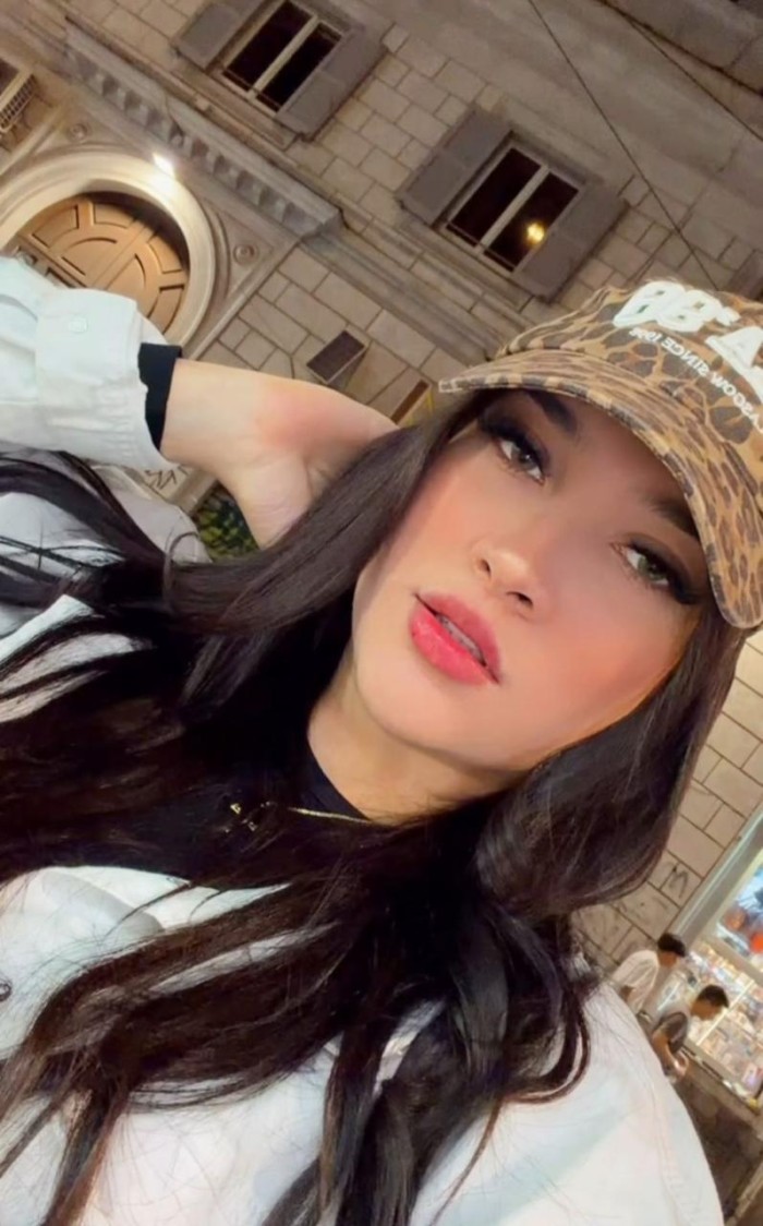 SOY TALIANA, COLOMBIANA RESERVADA Y CALUROSA