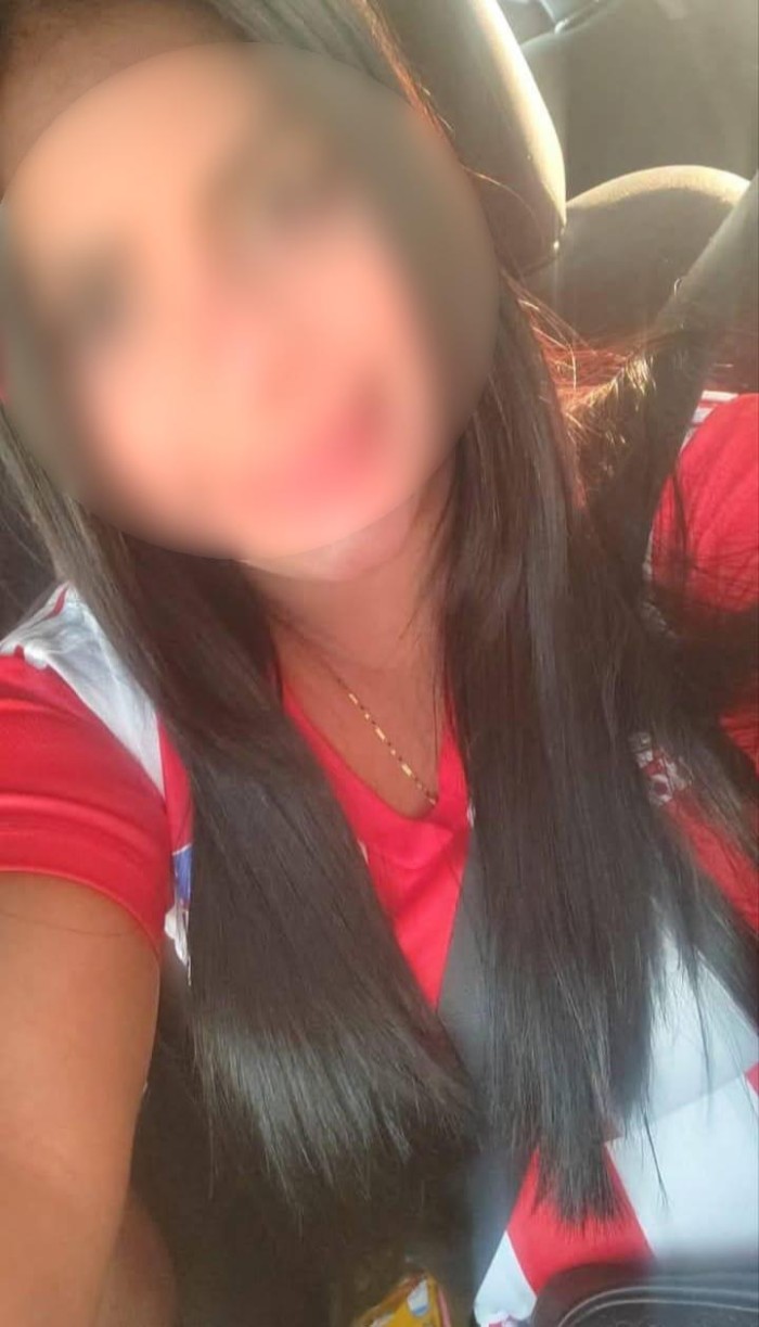 SOY DAYANA, VENEZOLANA CALUROSA Y RESERVADA