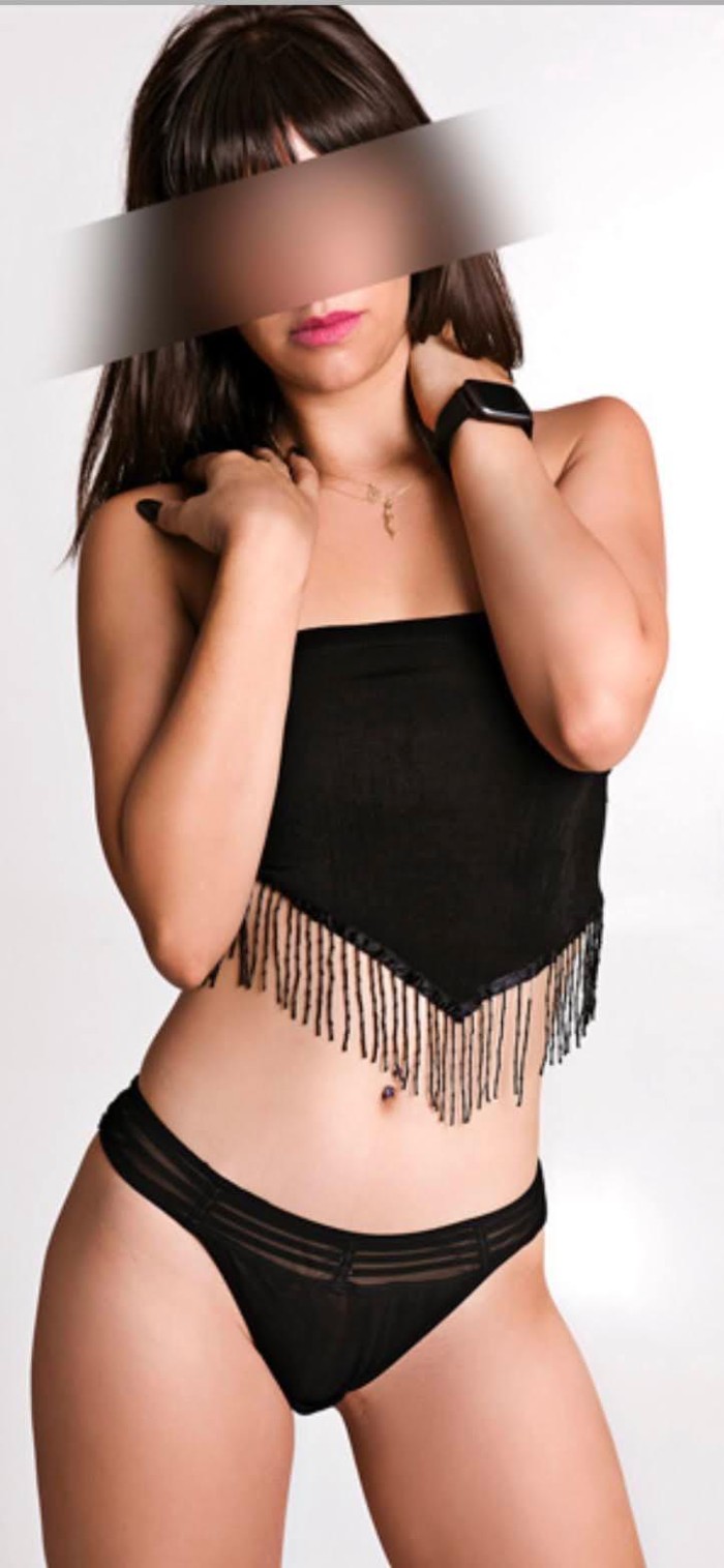 LILIT, INSUPERABLE BELLEZA Y ELEGANCIA. ESPAÑOLA.