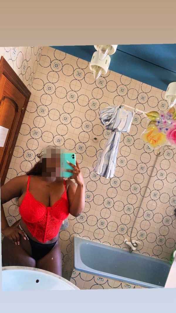 Mulata juguetona rico placer sensual Cariñosa