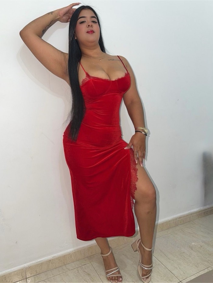 CELESTE NALGONA LATINA, EN MESA Y LOPEZ 24H