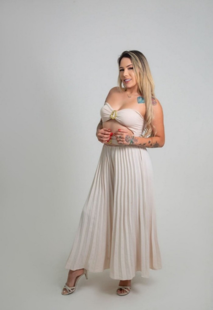 ATREVIDA SENSUAL COMPLACIENTE SEXO ADICTIVO
