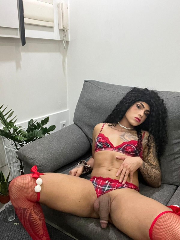 BRASILEÑA 23 CM DOTADA Y LECHERA