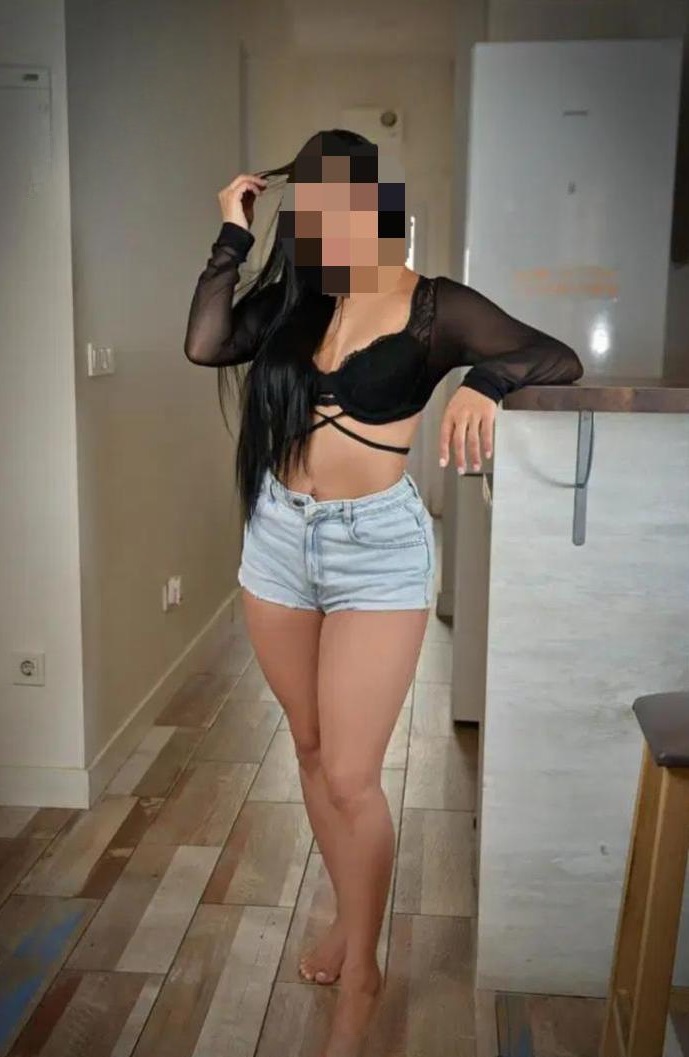 DIOSA DEL SEXO ME DESPLAZO TODO MADRID Y PUEBLO