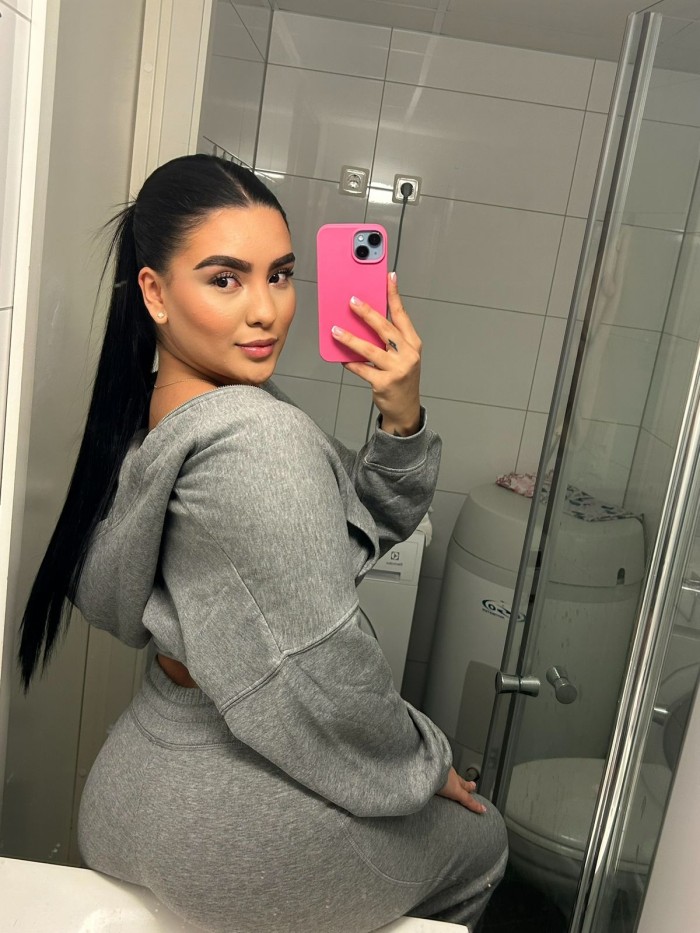 QUE TUS DESEOS TOMEN MI CUERPO EN LOS NAREJOS
