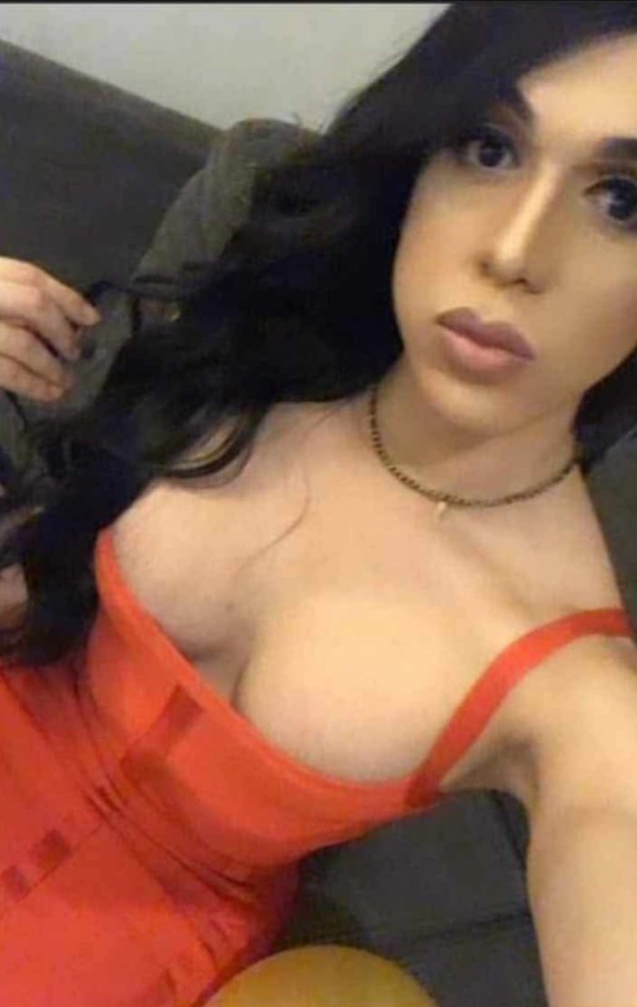 SOY LO QUE ESTAS BUSCANDO SOY PAOLA FIESTERA