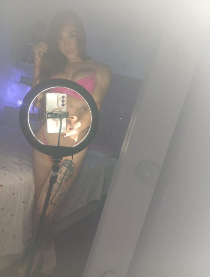 20CM DE POLLA REALES VEN A MI APARTAMENTO PRIVADO