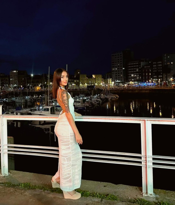 EN MALAGA SEXO FIESTA A TOPE JOVENCITA CACHONDA