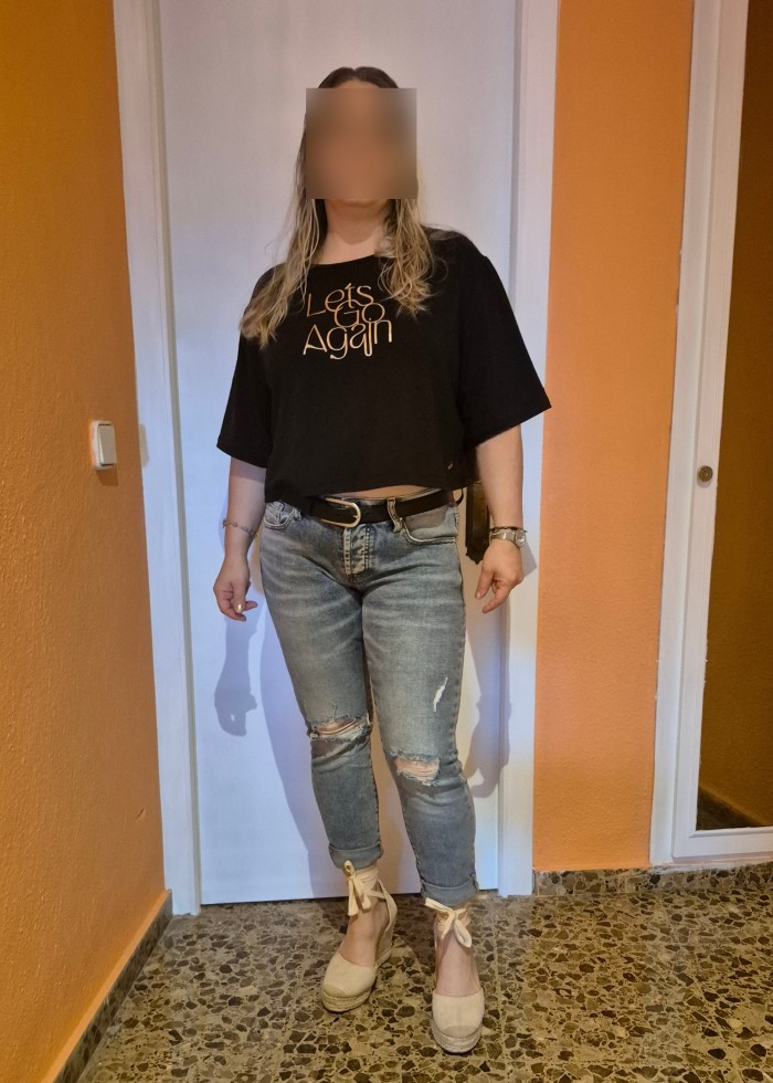 Ana tu rubia mamadora