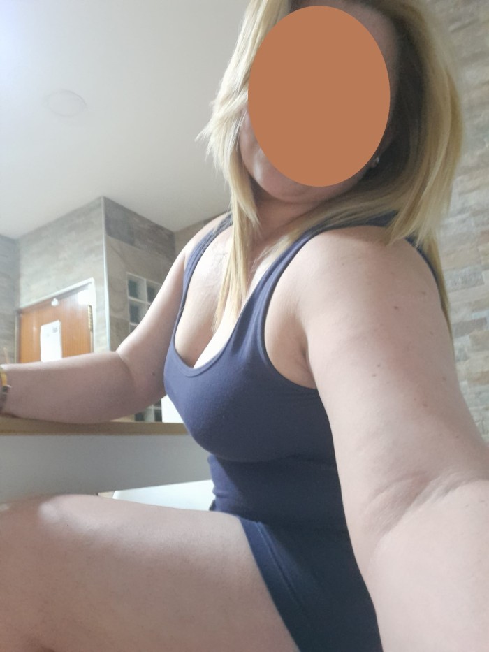 RUBIA EXPLOSIVA MADURITA PARAGUAYA 40 AÑOS NOVEDAD