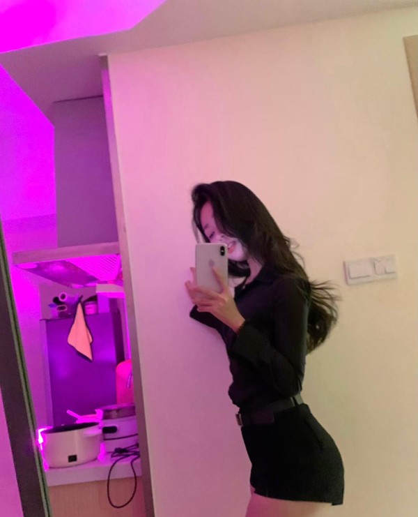 Chica vip vietnamita jovencita
