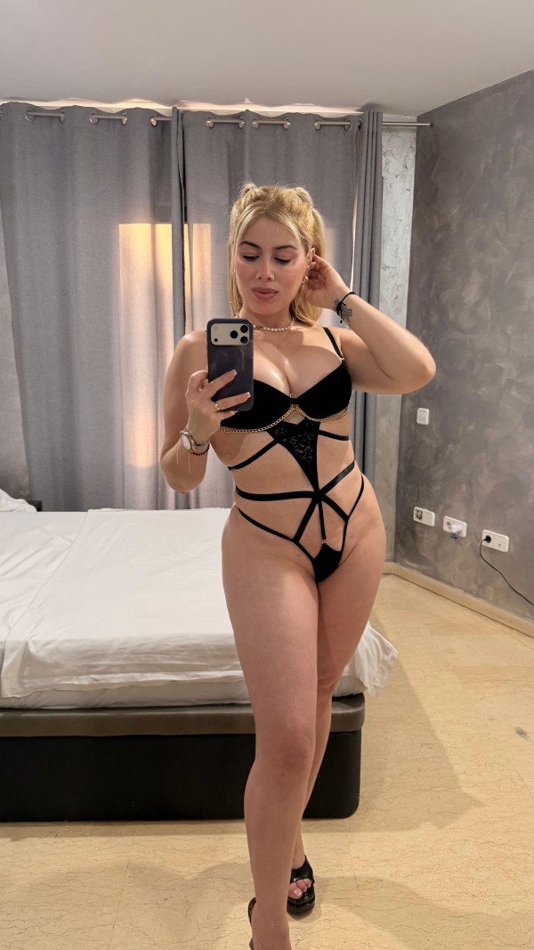 Violeta – Colombiana Acompañante de Lujo en Ibiza