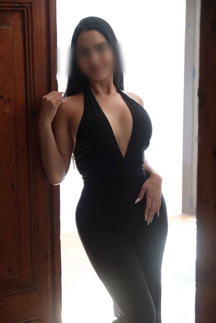 PRECIOSA VENEZOLANA CALIENTE SEXY TRATO DE NOVIOS 24H SALIDAS TORREMOLINOS