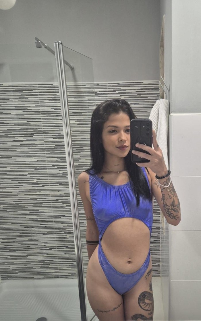 EN SEVILLA CAPITAL DELICIOSA CHICA PARA FOLLAR