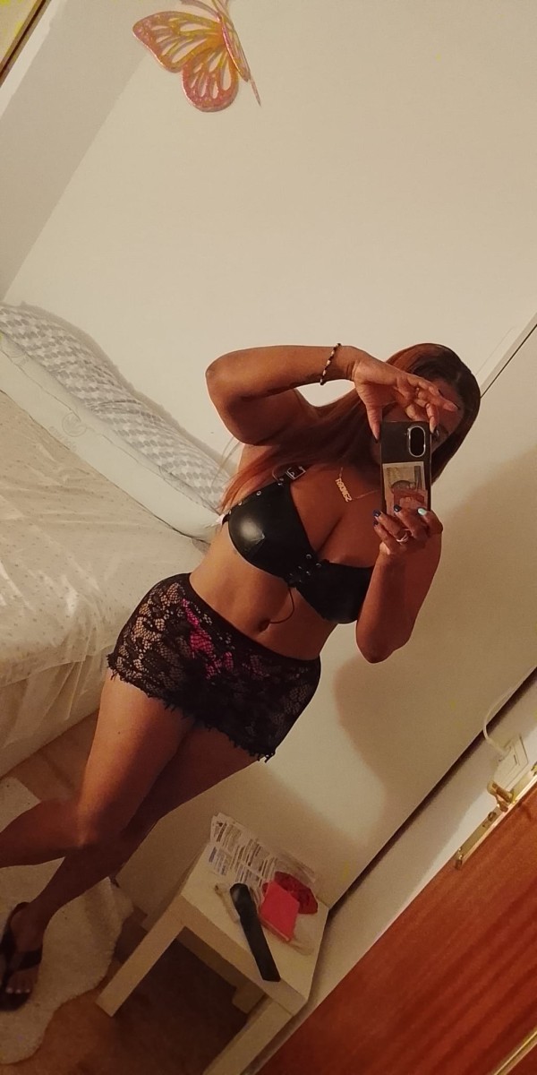 PAOLA, LA CUBANA MÁS FIESTERA EN PAMPLONA 24H