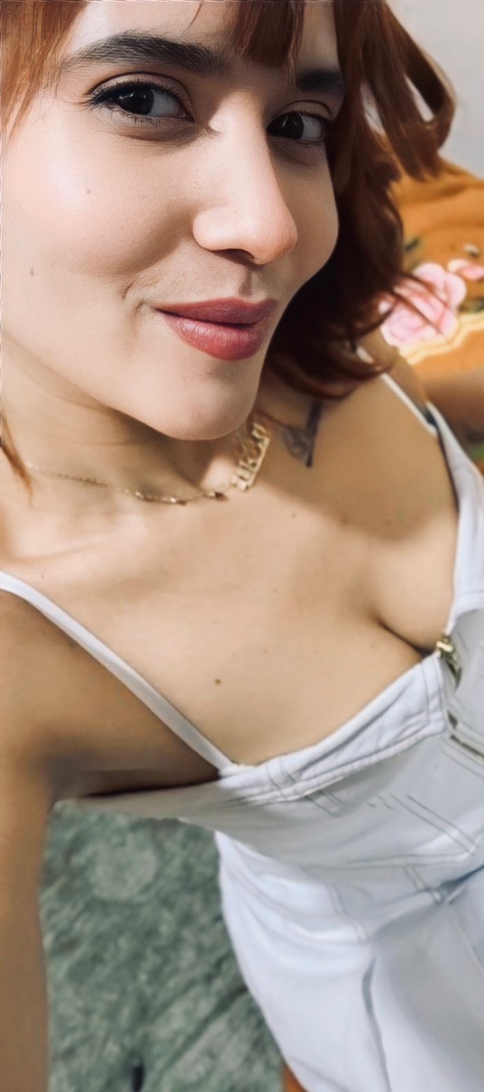ESPECTACULAR LATINA RECIÉN LLEGADA FOTOS REALES